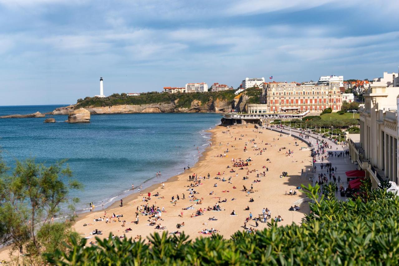 Nemea Appart Hotel Les Hauts De Milady Biarritz Exteriör bild
