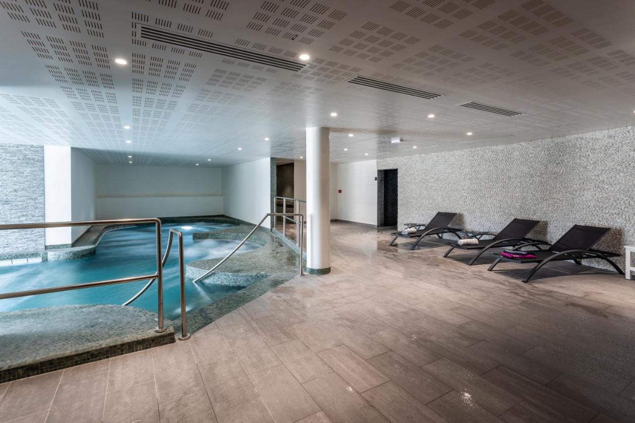 Nemea Appart Hotel Les Hauts De Milady Biarritz Exteriör bild